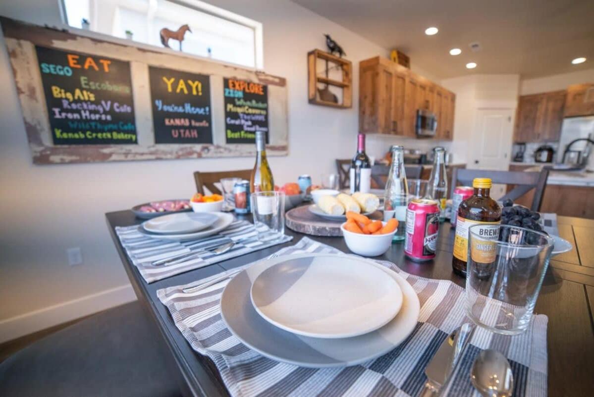 Red Canyon Bunkhouse At Kanab - New West Properties Экстерьер фото